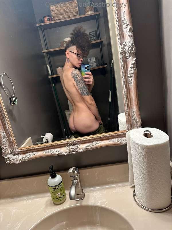 I want you on your knees kissing my ass and begging for a pe..