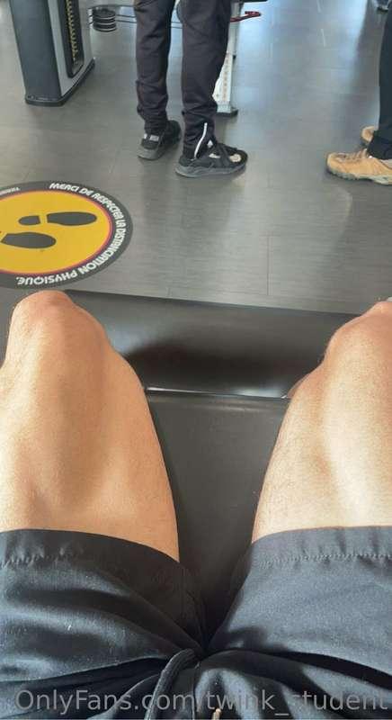 so horny at the gym