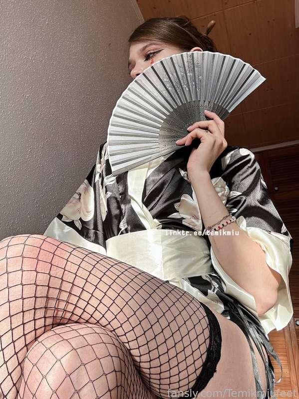 FULL PHOTO PACK in kimono (22 photo)

#fyp #feetgirl #feet #footmodel #cutegirl #babygirl #daddysgirl #petite #sexy #deauty #cute #legs #soles