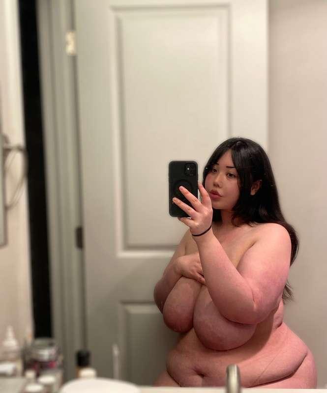 sleep well and make sure to dream of me <333