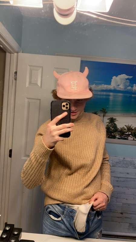 IM GOING LIVE TONIGHT AT 11PM EST!! I better see you there 😈..