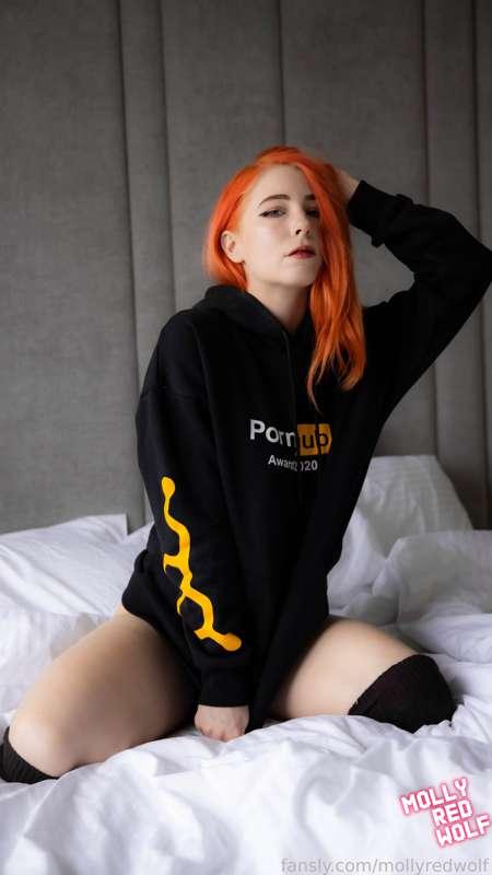 mollyredwolf image #3
