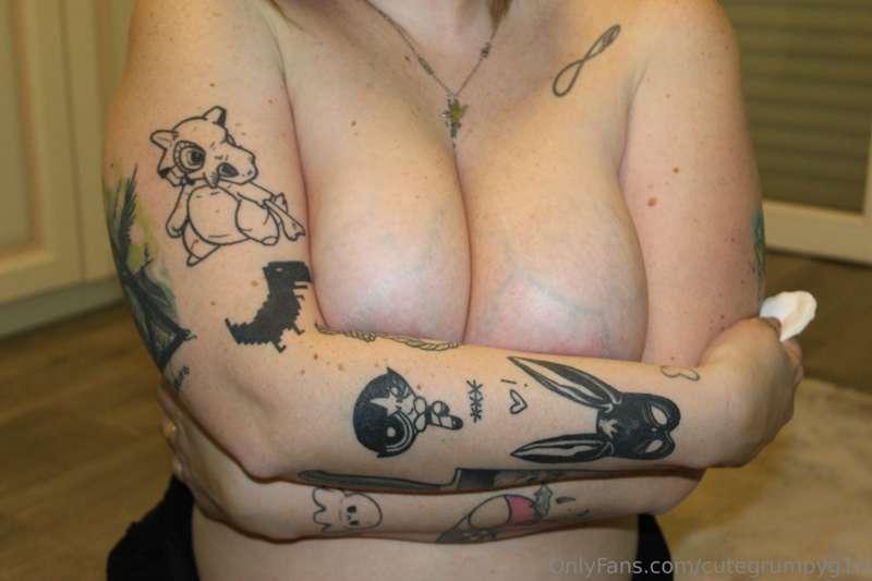 cutegrumpyg1rl image #4