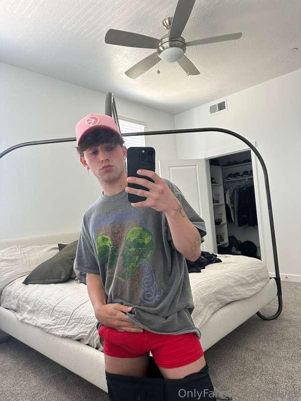 like this if we should fuck 🍆