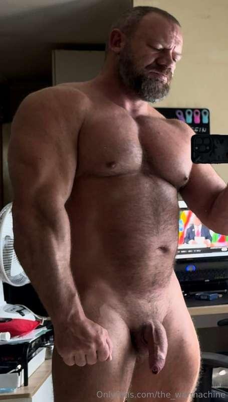 Something for the foreskin fans out there
