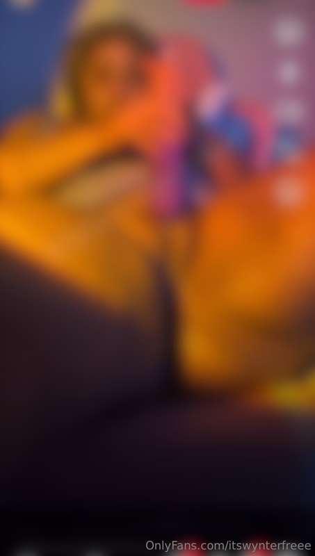 That time I was so horny, I masturbated on IG live (sorry th..