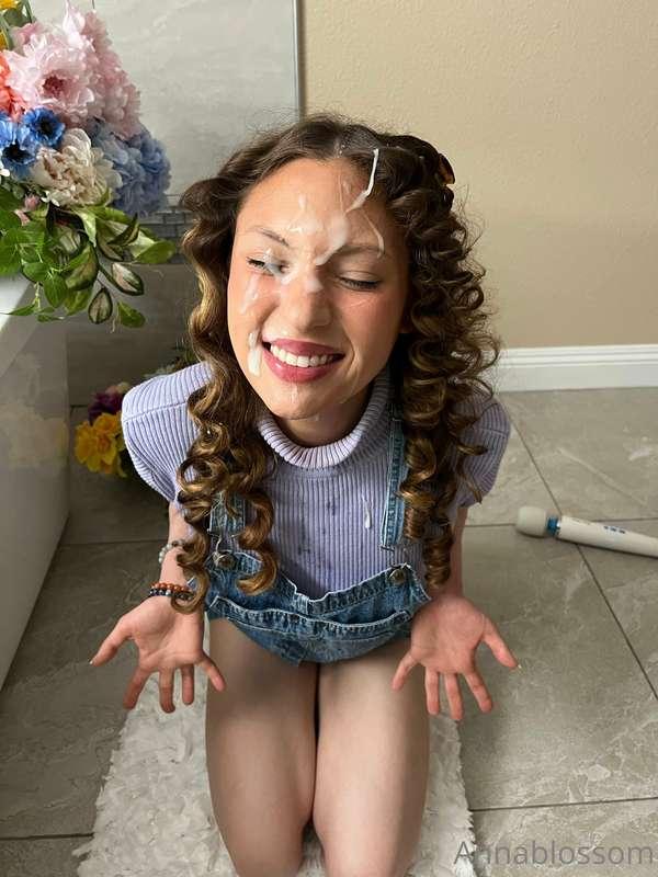 annablossom image #4