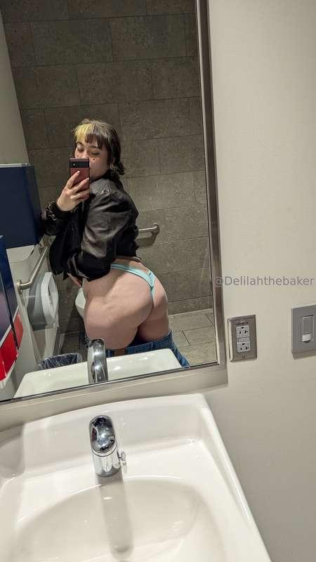 Quick pics between classes