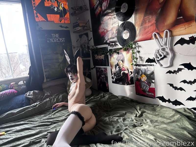 xxxzombiezx image #26