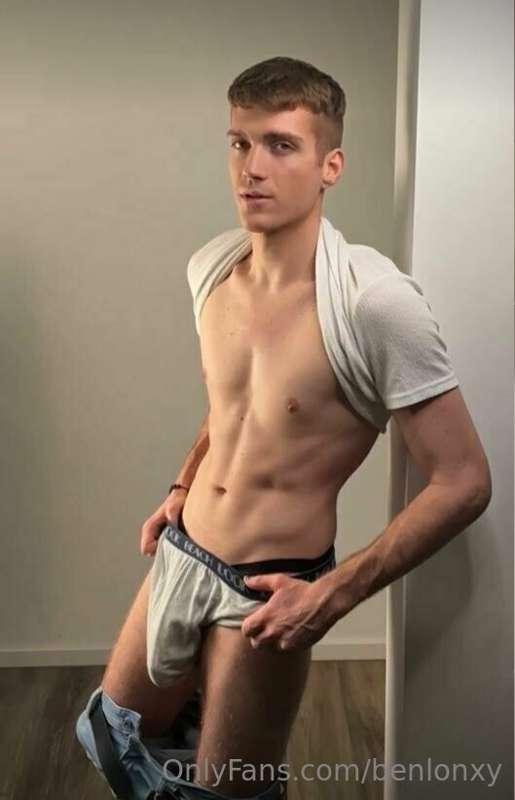 Do you want me to take it off, baby😈