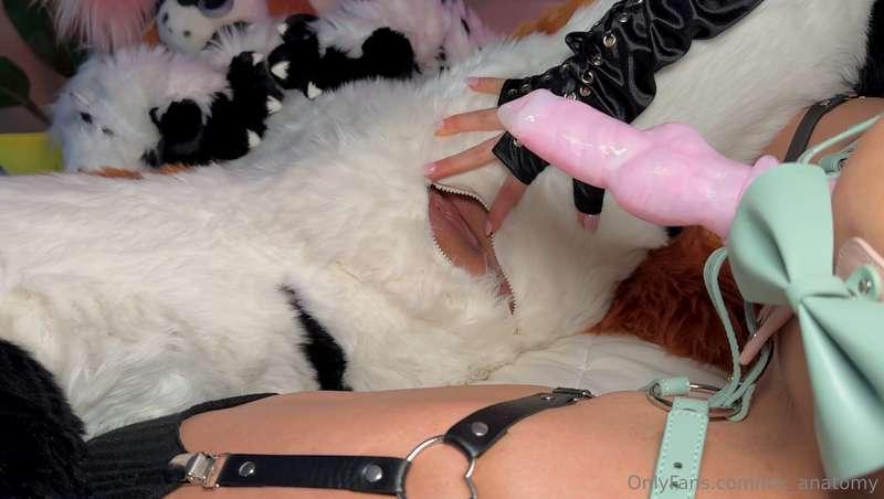 This shot deserved a post all its own. Mistress Kira just be..