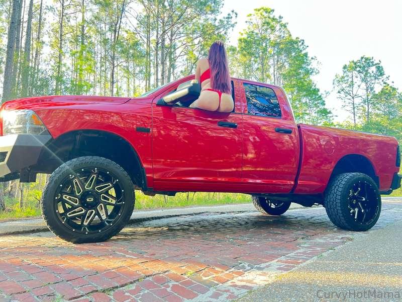 Trucks and Butts! 🔥♥️🍑