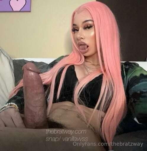 Just had the biggest load while stroking my GIRL dick!! 💦💦💦💦..