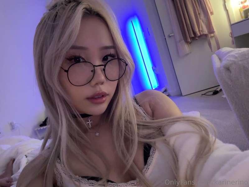 Think you could keep me company tonight? 💕
