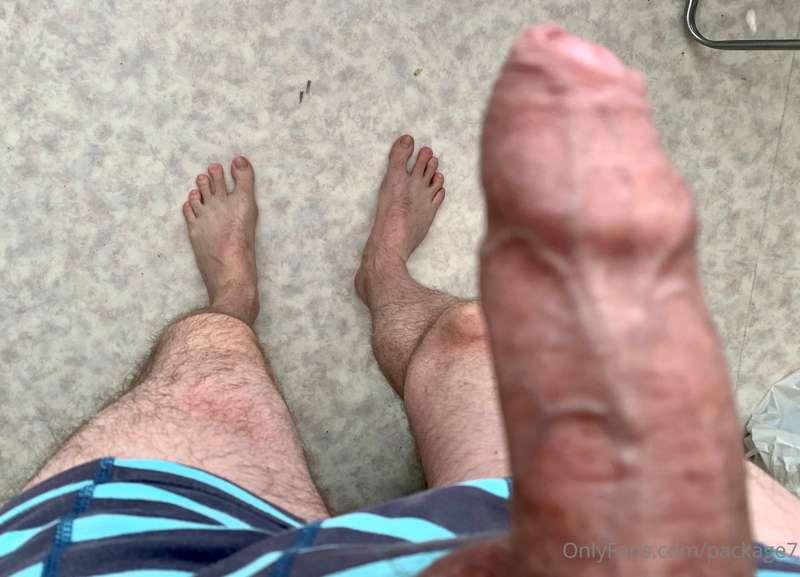 Anybody into feet and want to see more?