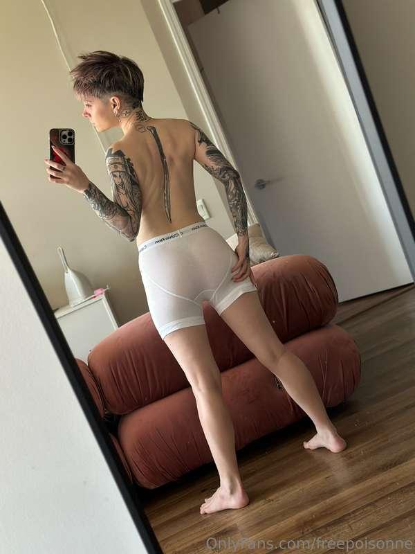 Selfieeeessss(btw I'm feeling a little better ❤️ Should hope..