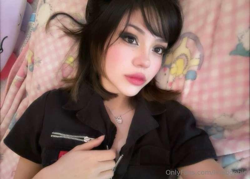 :3