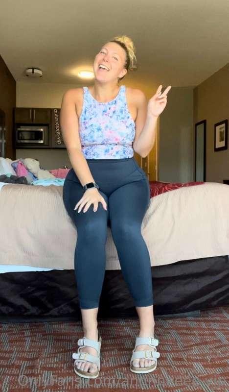 Yesterdays outfit of the night 🩵💙🩷. Hopefully if you saw me ..