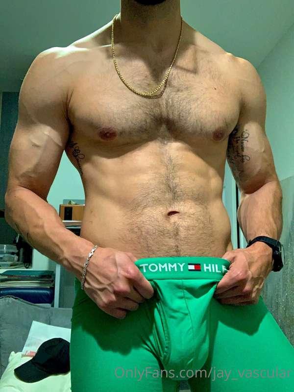 Don’t forget to eat your greens😛 🥒