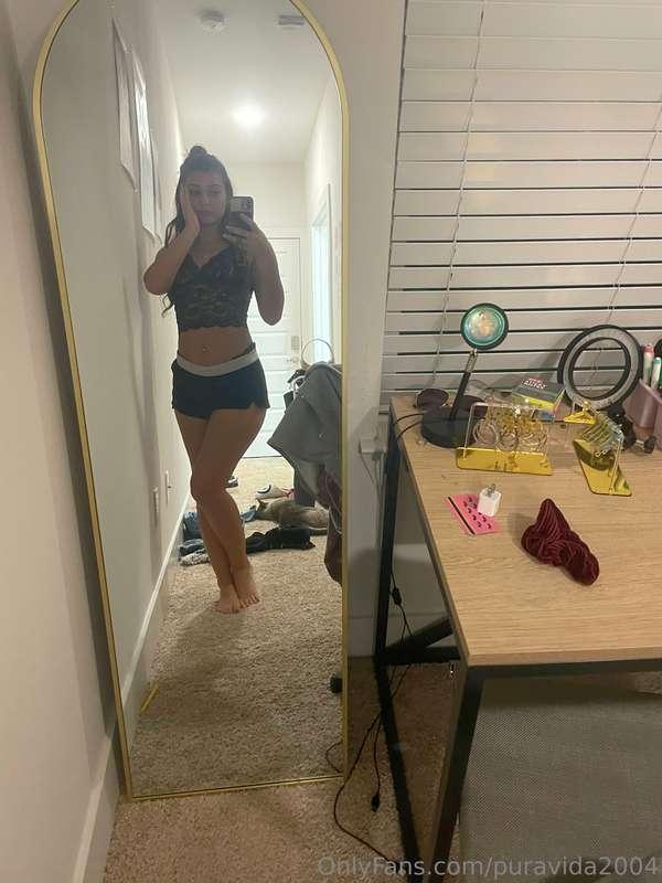 excuse the messy room lol college is hard 😣