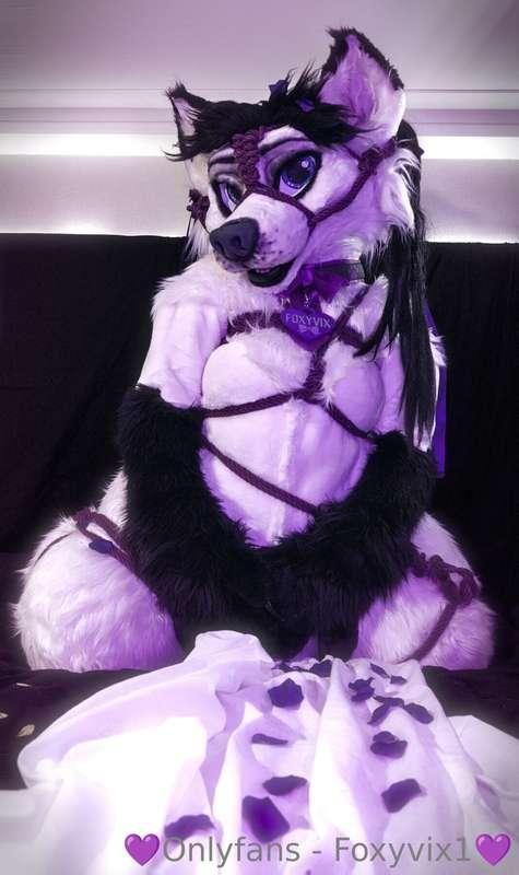 Feeling alil tied up 😘

📸 by Hobber
