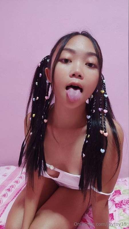 Hi daddy! Miss me? 🥰💕 Im riiiight here 😝💕