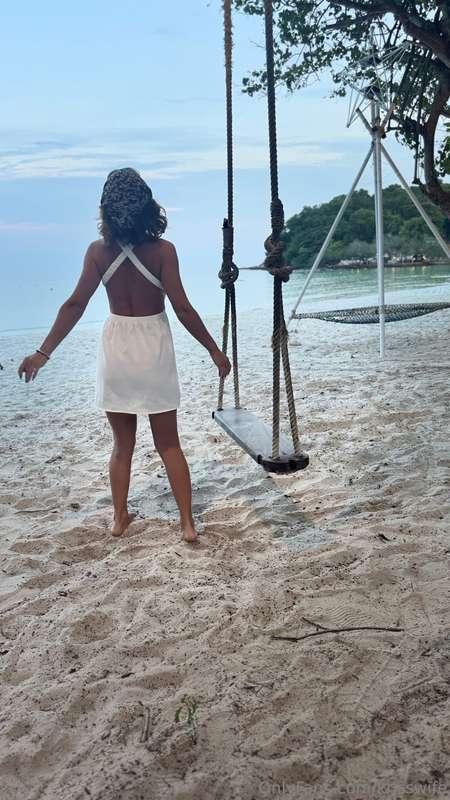 krisswife image #4