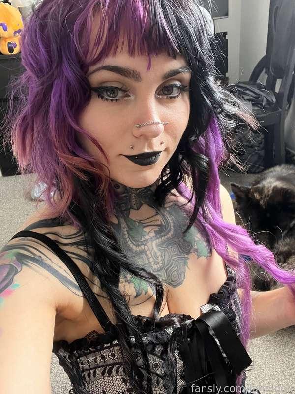 Curious, do you like casual pics occasion? 🖤💜 #fyp
