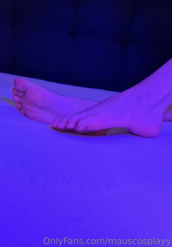 Don't worry feetlovers, I didn't forget about you~ ;)