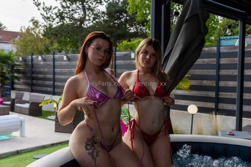 Tu nous rejoins dans le jacuzzi avec @mia_xxoff ? 👀 On a enl..