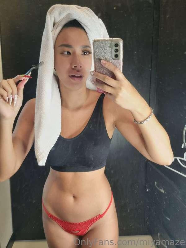 Do you like me with or without make up?😛