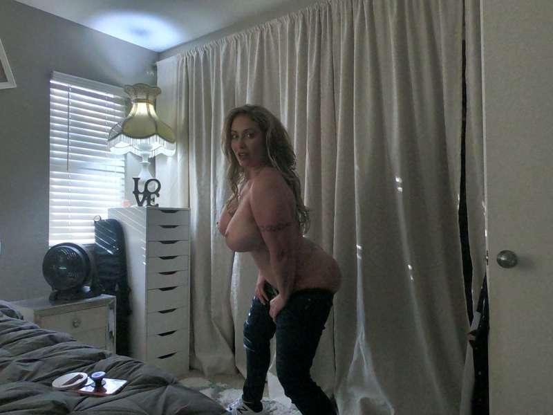 Good Monday morning as I struggle to get my pants on over my..