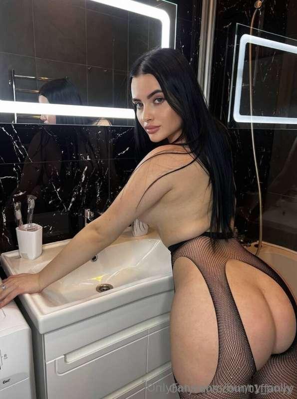 "PUMPED ASS @sexyxspace EXOTIC BAE 😍😍😍 ALWAYS HORNY🔥 PERSONA..