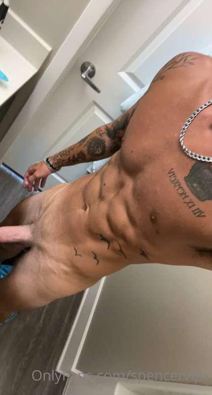 Comment on this post if you wanna be my main sugar daddy you..