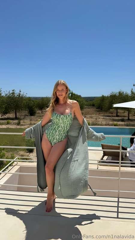 This summer is hot but the content on my VIP page is even ho..