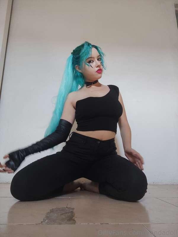 Your fav goth girl IS here