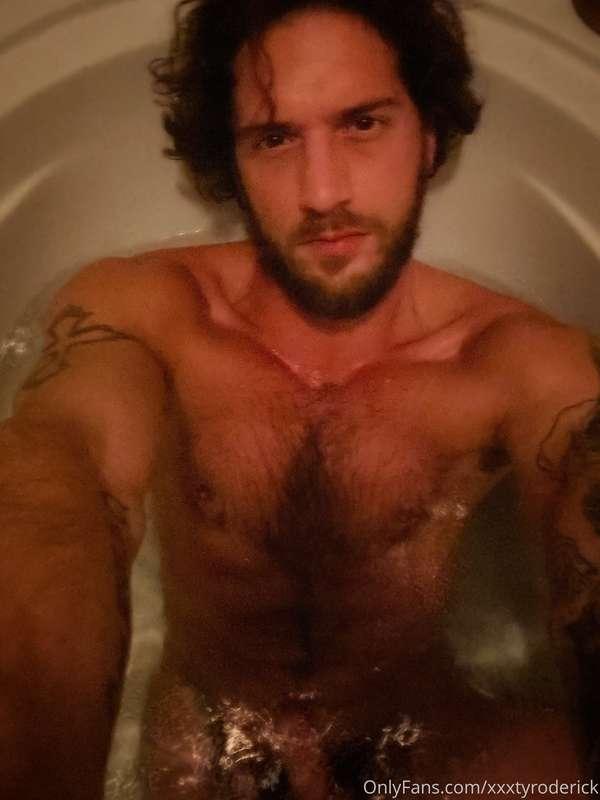 Come relax in the tub with me?