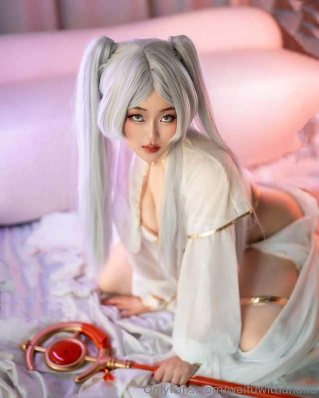 Last of my frieren photoshoot! 🌸❤️