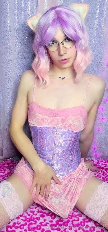 Do you like girls with a bulge?