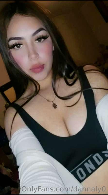 ! Hora de ir a la cama !! Te necesito aquí papi, dándome🔥💒🤤👅