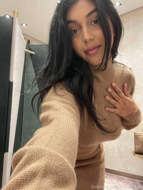 selfie + titties