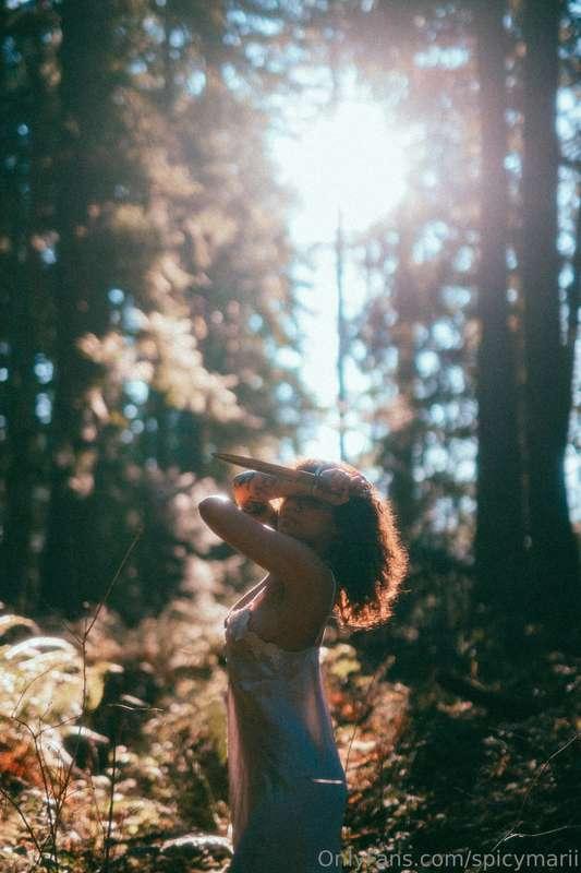 who wants to help me pay to shoot a new video?i have an idea..