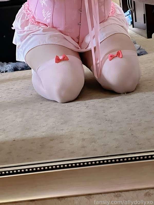 allydollyxo image #4