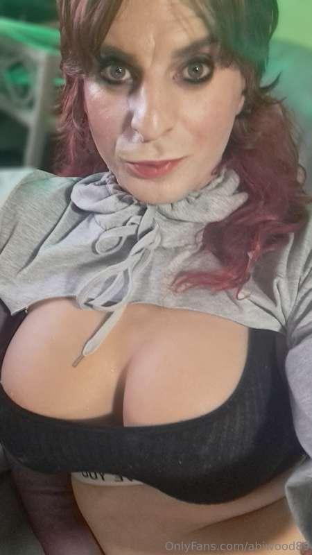 Evening boys! Lots of love from..... The girls ;) xxx