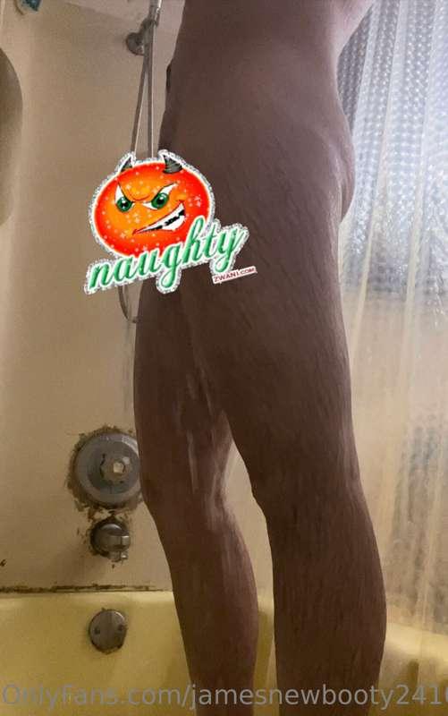 jamesnewbooty2410 image #1