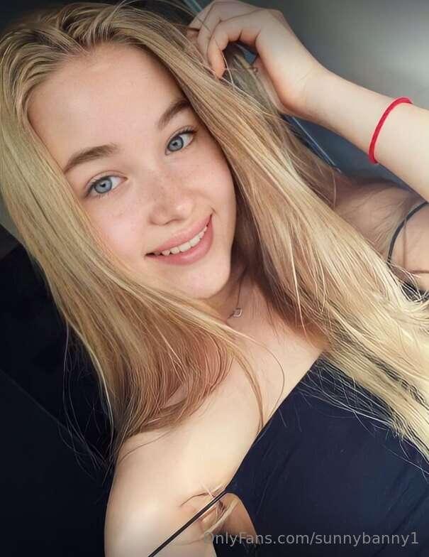 @barbiegirl20 she's definitely a sex freak and never stops t..