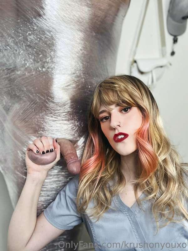 Nurse Bella treating her patient with love & care 💕 Video cu..