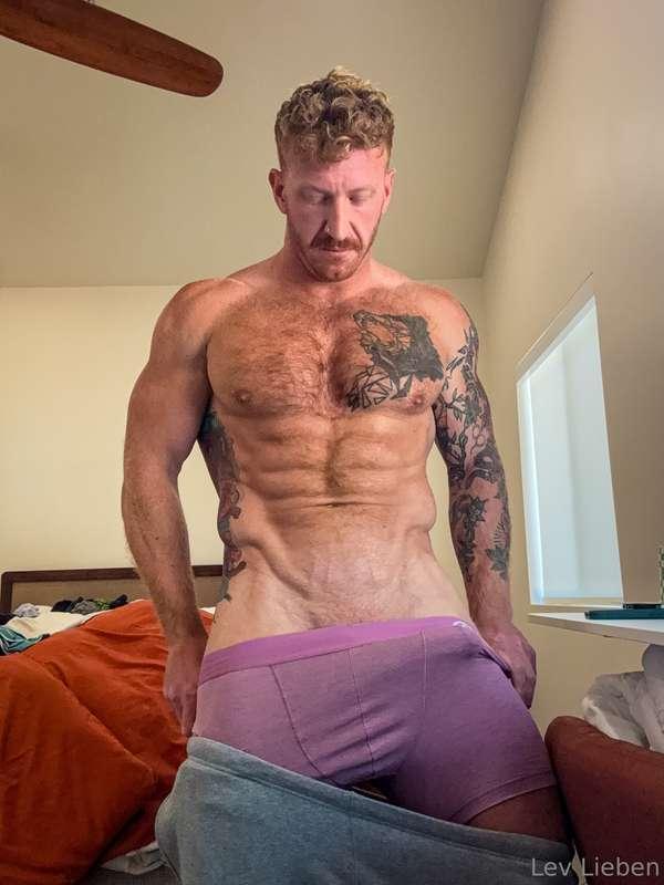 Taking my pants off.. now its your turn 😏