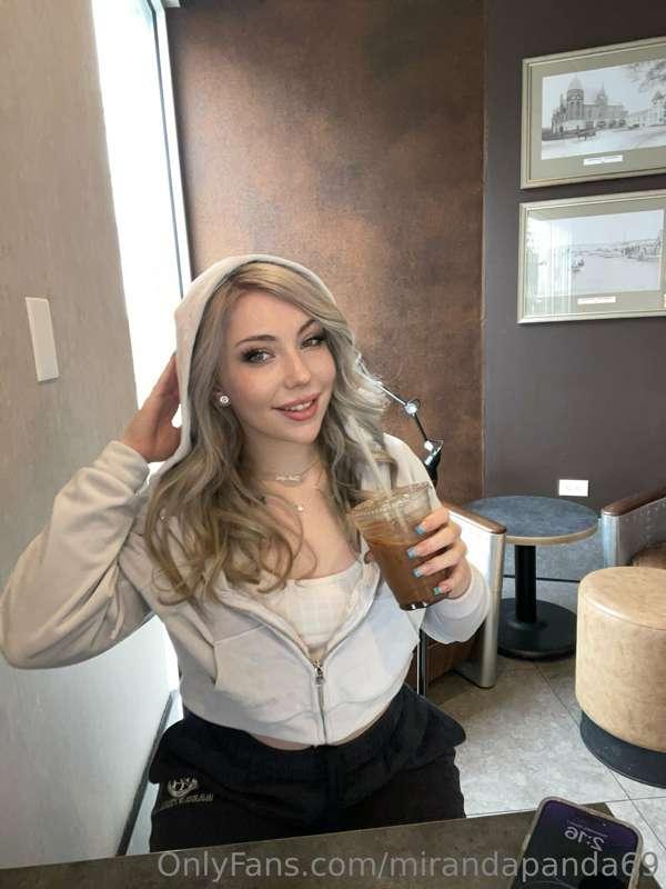 sweater weather again 🍁