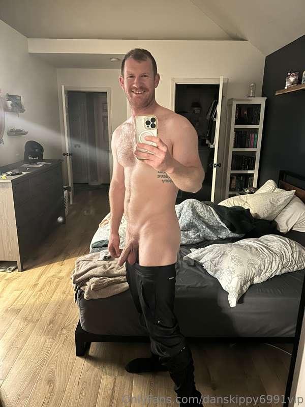 Swipe for some close ups of my semi soft dick and beautiful ..